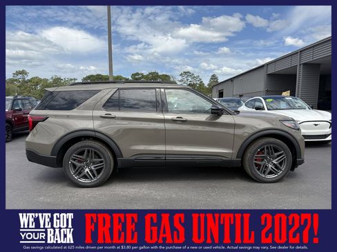 New 2026 Ford Explorer ST AWD/4WD image 3