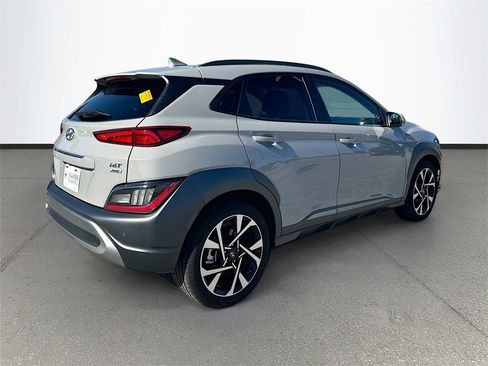Used 2023 Hyundai Kona Limited image 7