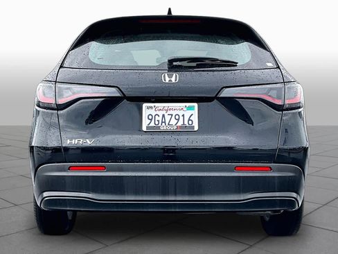 Used 2023 Honda HR-V LX image 4