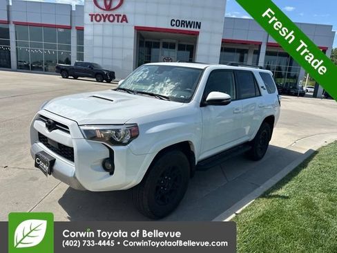 Used 2024 Toyota 4Runner TRD Off-Road Premium w/ Moonroof Package AWD/4WD image 9