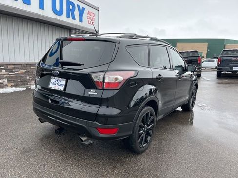 Used 2018 Ford Escape SE w/ SE Sport Appearance Package image 16