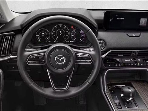 Used 2025 MAZDA CX-90 3.3 Turbo w/ Preferred Package image 4