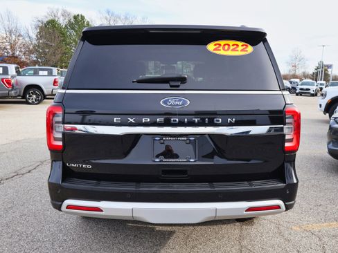 Used 2022 Ford Expedition Limited image 4