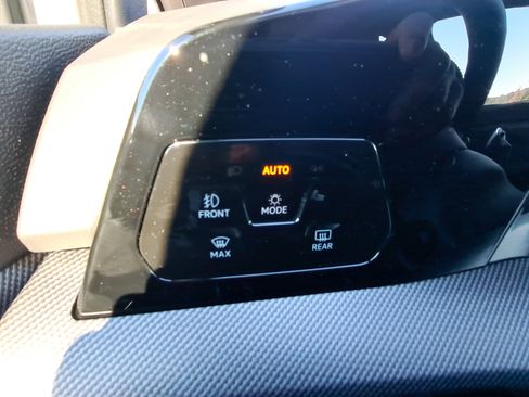 New 2026 Volkswagen GTI SE image 25