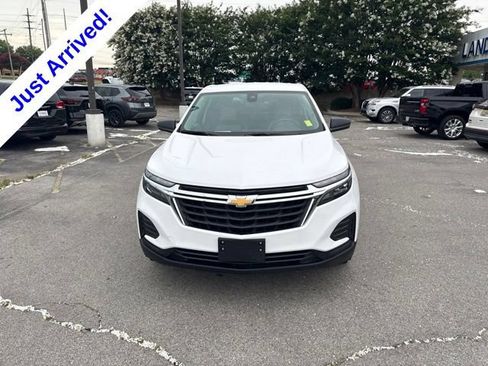 Used 2023 Chevrolet Equinox LS w/ LS Convenience Package FWD image 8
