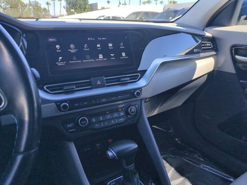 Used 2020 Kia Niro EX Premium FWD image 15