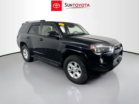 Used 2021 Toyota 4Runner SR5 AWD/4WD image 1