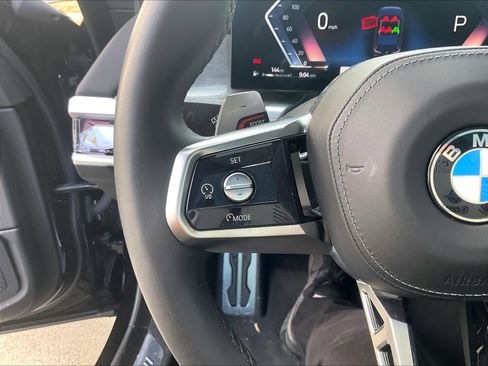 Used 2023 BMW 740i image 17