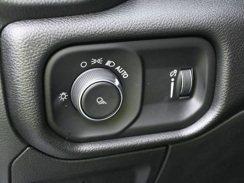 New 2026 RAM 1500 Tradesman AWD/4WD image 16
