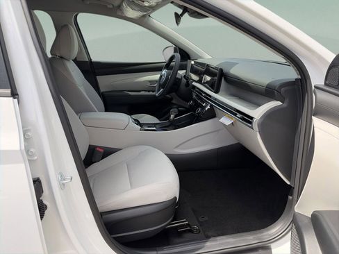 New 2026 Hyundai Tucson SEL w/ Tow & Go Package FWD image 18