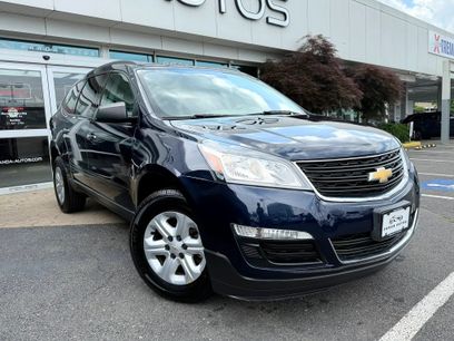 Used 2015 Chevrolet Traverse LS