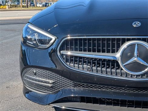 Used 2025 Mercedes-Benz C 300 Sedan image 11