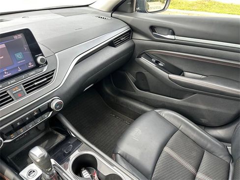 Used 2023 Nissan Altima 2.5 SR image 28