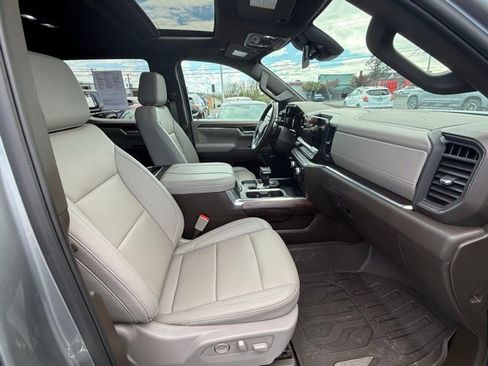 Used 2024 GMC Sierra 1500 SLT w/ SLT Premium Plus Package image 26