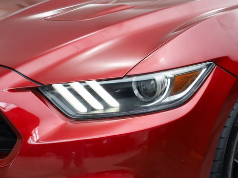 Used 2017 Ford Mustang GT Premium RWD image 6