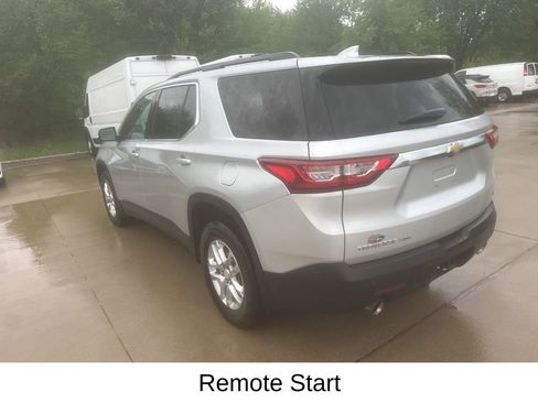 Used 2021 Chevrolet Traverse LT AWD/4WD image 10