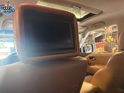 Used 2017 Nissan Armada Platinum RWD image 9
