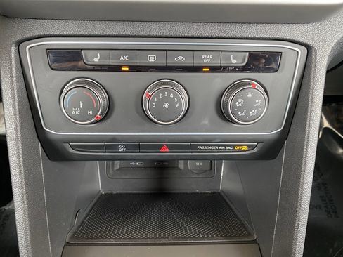 Certified 2023 Volkswagen Atlas SE AWD/4WD image 39