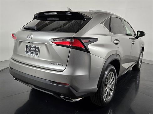 Used 2017 Lexus NX 200t FWD image 6