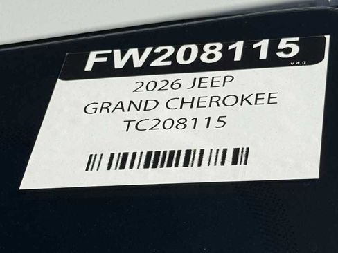 New 2026 Jeep Grand Cherokee Altitude AWD/4WD image 34