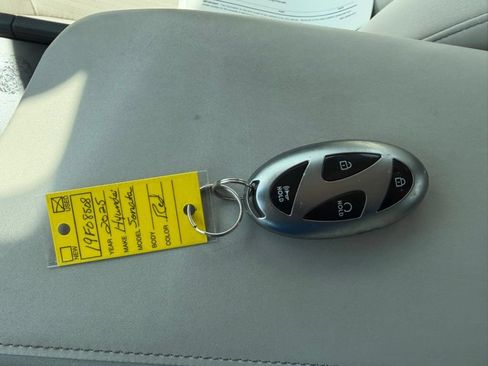Used 2025 Hyundai Sonata SEL FWD image 2