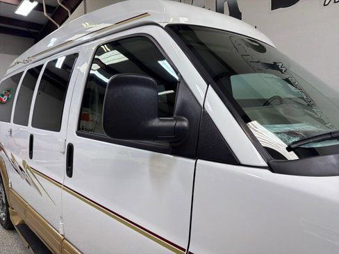 Used 2014 GMC Savana 1500 image 49