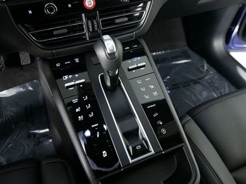 New 2026 Porsche Macan S image 27