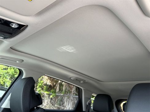 New 2026 Kia Sportage SX image 22