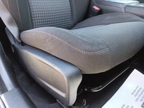 Used 2023 Dodge Charger SXT RWD image 31