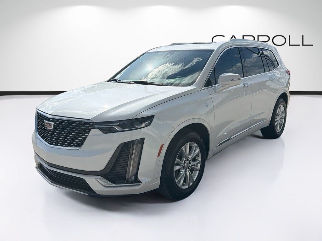 Certified 2024 Cadillac XT6 Luxury FWD image 7