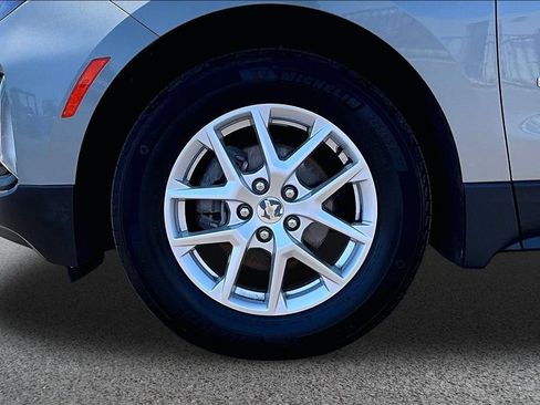 Used 2023 Chevrolet Equinox LT w/ Driver Convenience Package FWD image 29