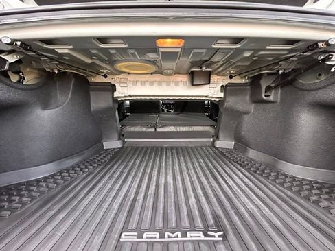 Used 2022 Toyota Camry LE image 38