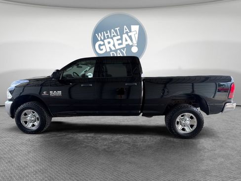 Used 2014 RAM 2500 Tradesman w/ Chrome Appearance Group AWD/4WD image 7