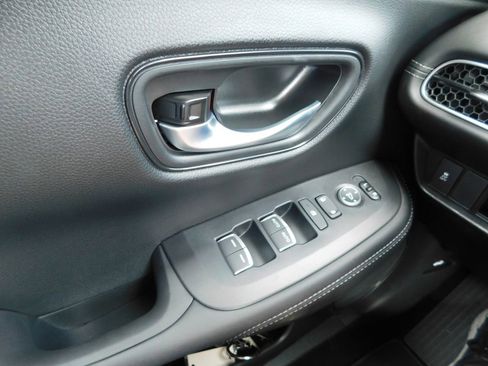 Used 2022 Honda Civic EX image 27