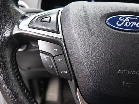 Used 2024 Ford Edge SEL AWD/4WD image 21