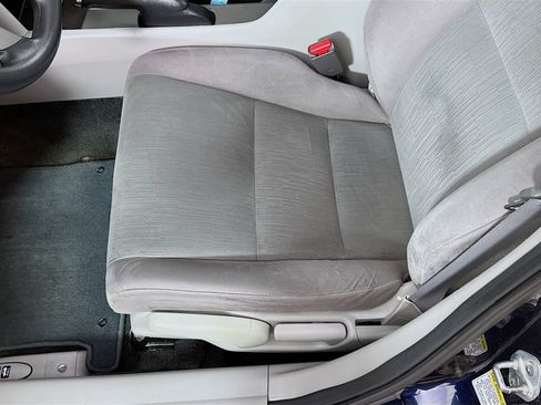 Used 2011 Honda Accord LX image 16