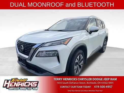 Used 2021 Nissan Rogue SV AWD/4WD image 1