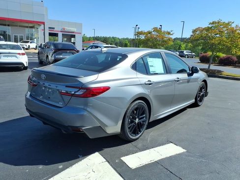 New 2026 Toyota Camry SE FWD image 3