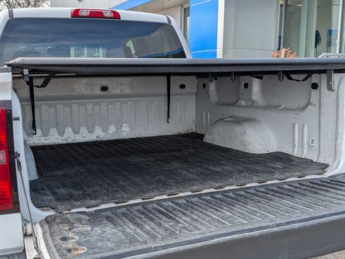 Used 2017 Chevrolet Silverado 1500 LT w/ All Star Edition image 8