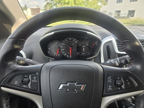 Used 2018 Chevrolet Sonic LT image 12