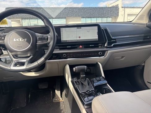 Certified 2023 Kia Sportage EX FWD image 10
