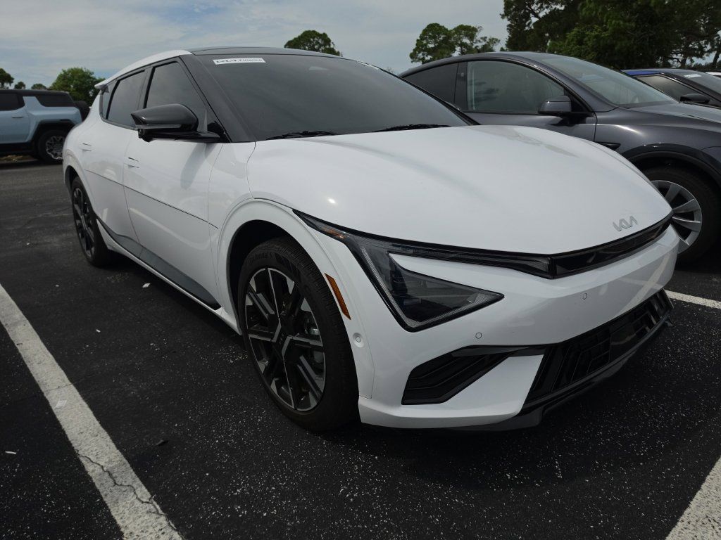 Certified 2025 Kia EV6 GT-Line AWD/4WD image 3