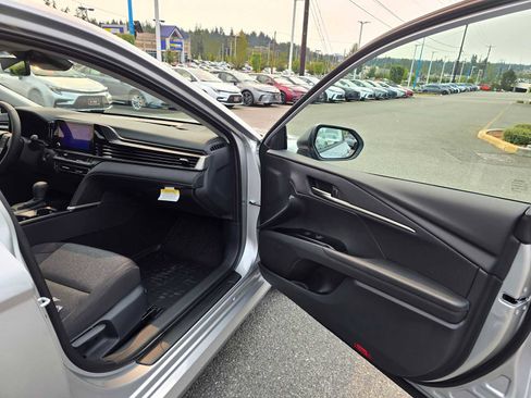 Certified 2025 Toyota Camry LE w/ Convenience Package image 10