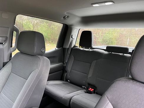 Used 2022 Chevrolet Silverado 1500 Custom image 27