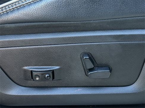 Used 2021 RAM 3500 Laramie image 31