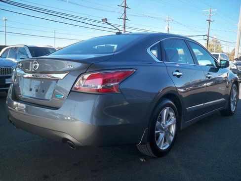 Used 2014 Nissan Altima 2.5 SL w/ Moonroof Package image 3