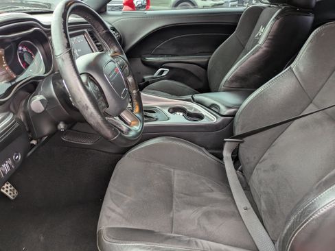 Used 2021 Dodge Challenger R/T Scat Pack w/ Plus Package image 24