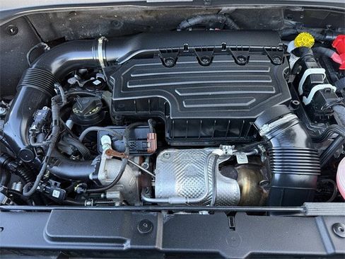 Used 2023 Jeep Renegade Latitude image 33