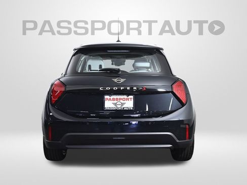 Certified 2025 MINI Cooper S image 9