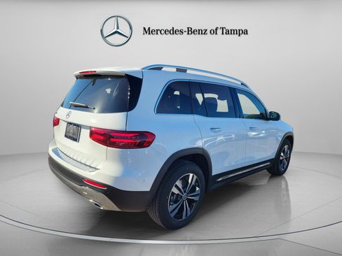 Certified 2025 Mercedes-Benz GLB 250 image 3